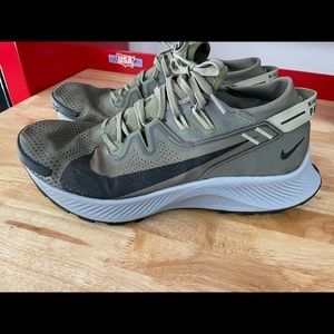 Nike Pegasus Trail 2 - Men’s 10.5